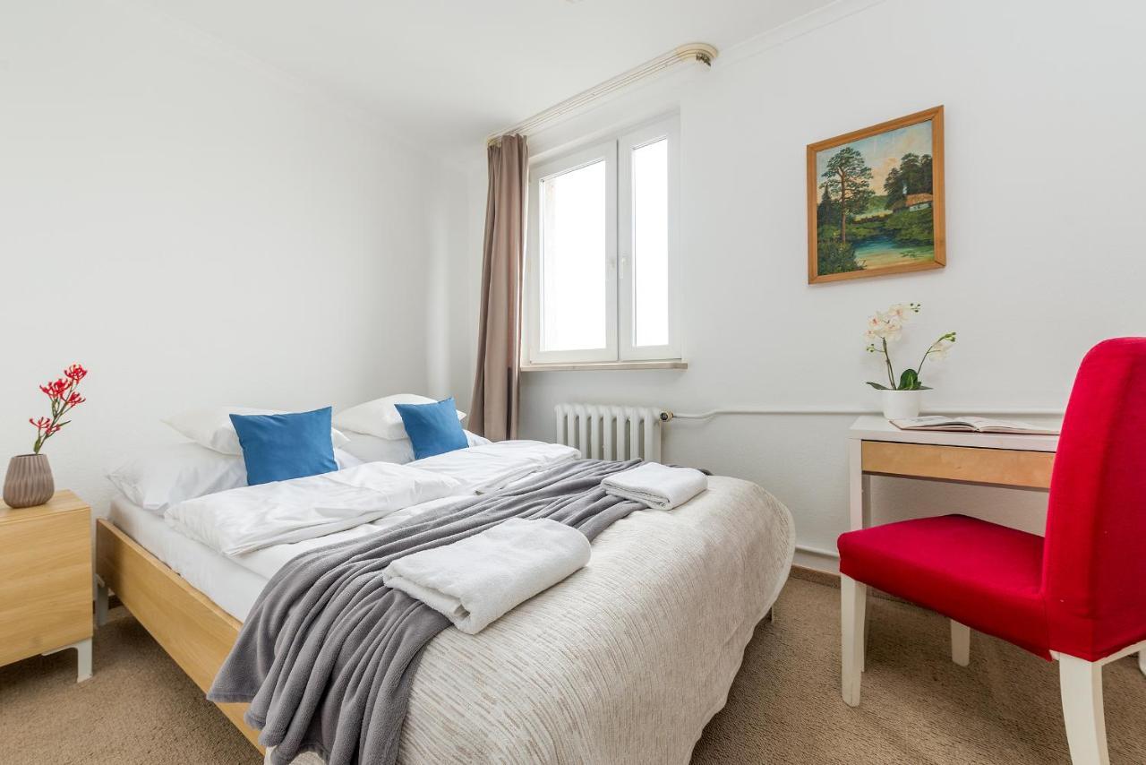 P&O Apartments Grzybowska 9 วอร์ซอ ภายนอก รูปภาพ