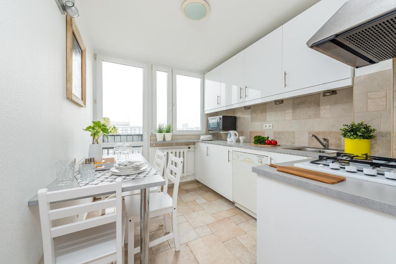P&O Apartments Grzybowska 9 วอร์ซอ ภายนอก รูปภาพ